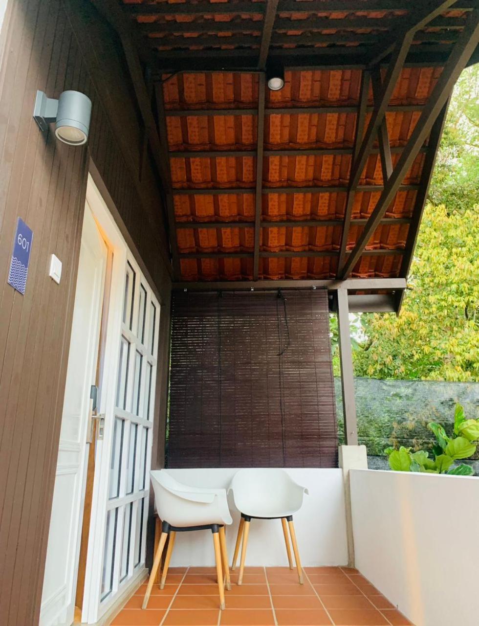Adena Beach Resort Kuantan Exterior foto